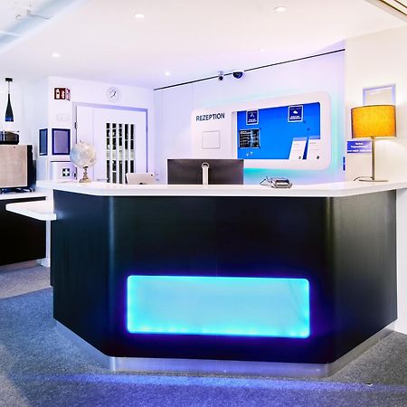 B&B Hotel Hannover-Laatzen ภายนอก รูปภาพ