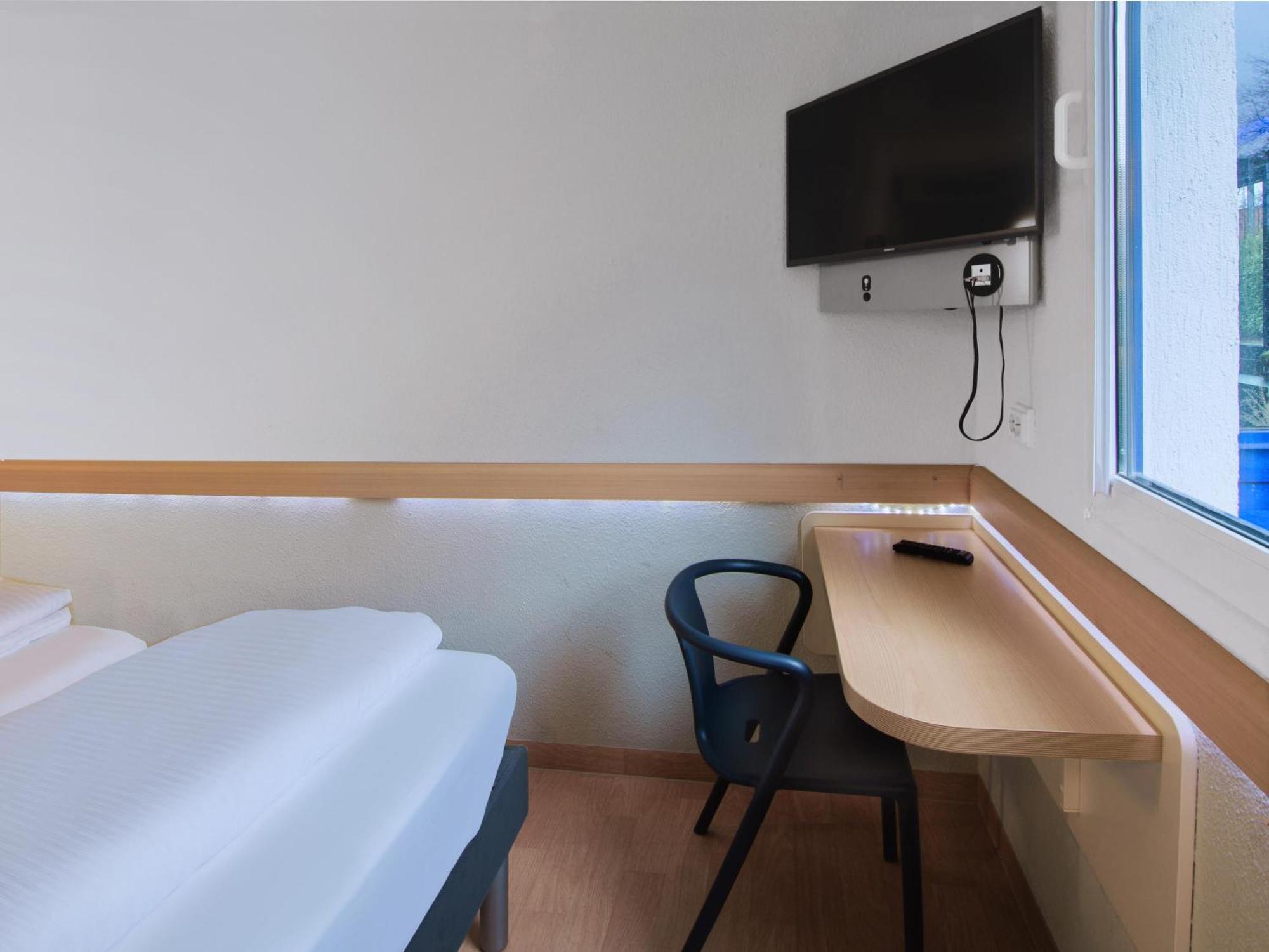 B&B Hotel Hannover-Laatzen ภายนอก รูปภาพ