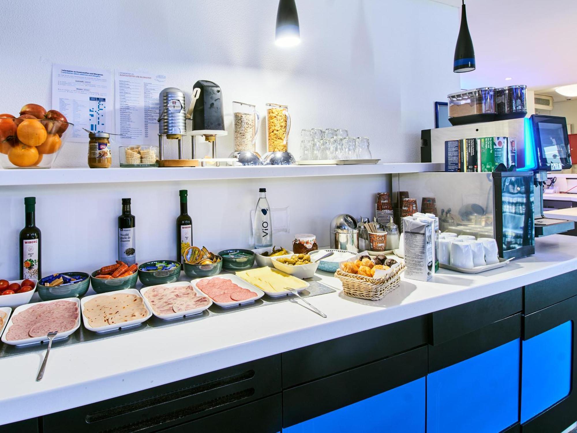 B&B Hotel Hannover-Laatzen ภายนอก รูปภาพ